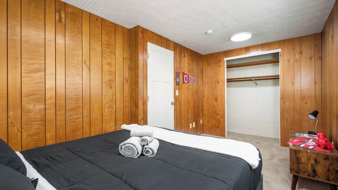 Photo of Bedroom in University District