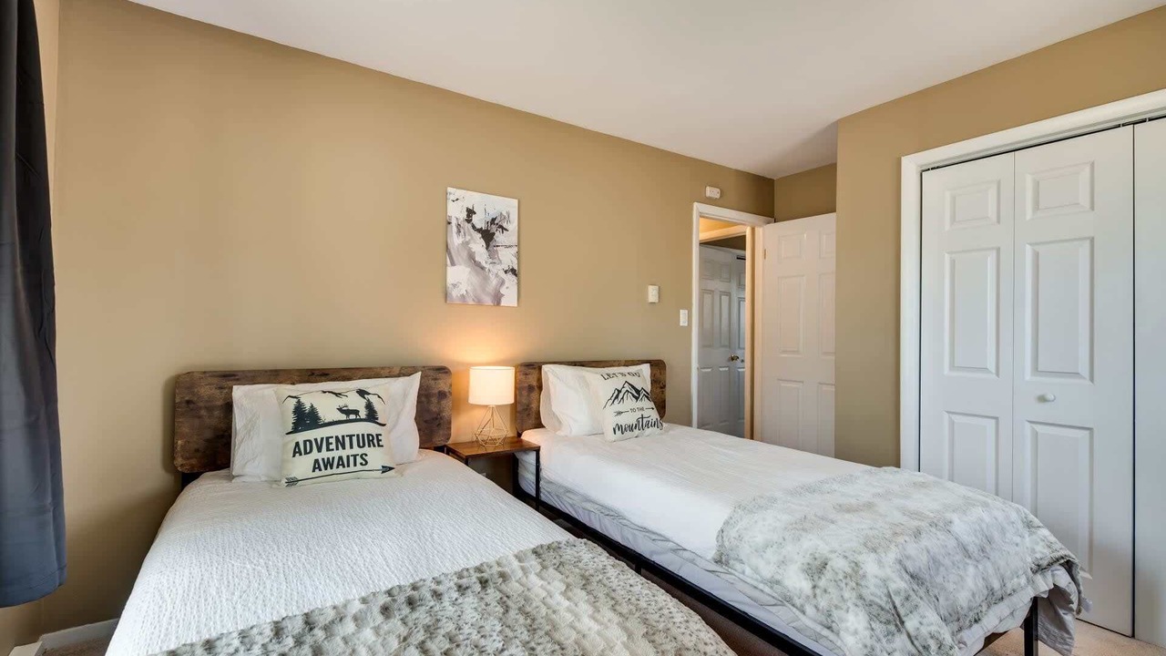 Photo of Bedroom in Pocono Pines