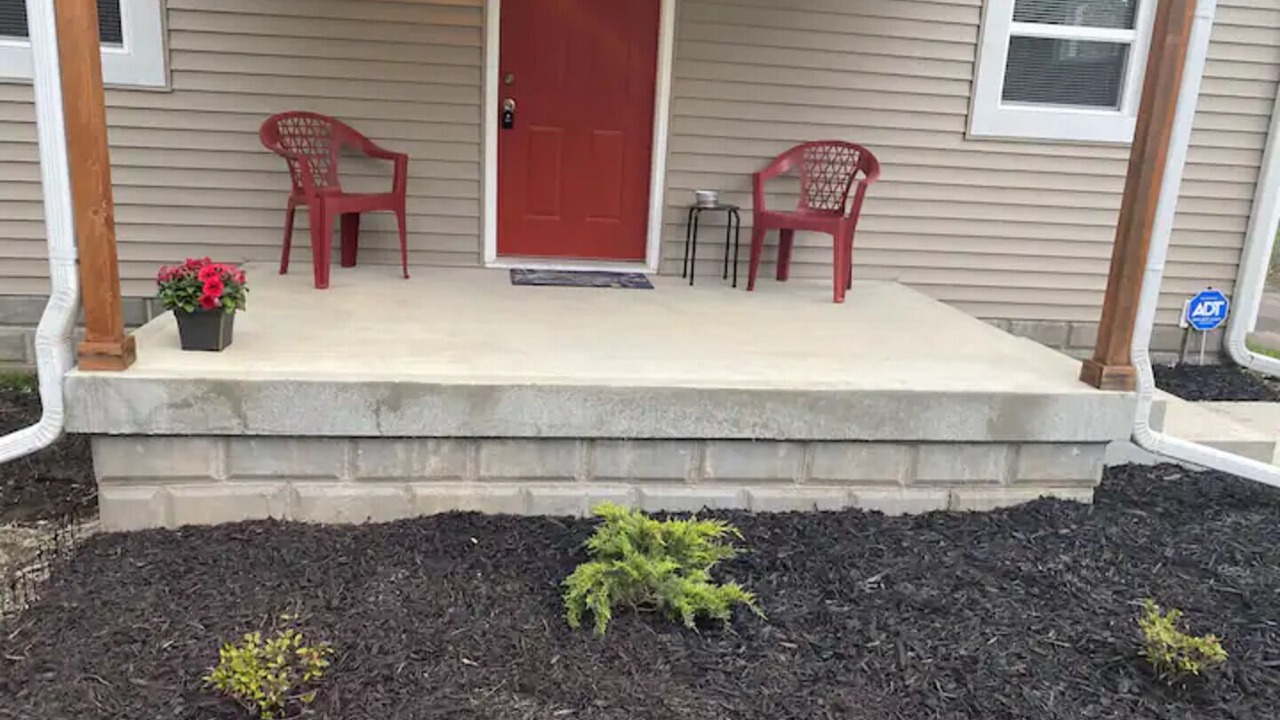 Photo of Patio Balcony in Lawrence