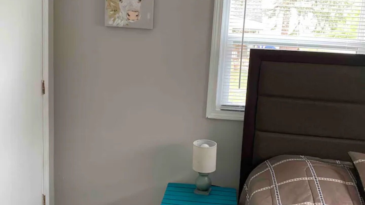Photo of Bedroom in Lawrence