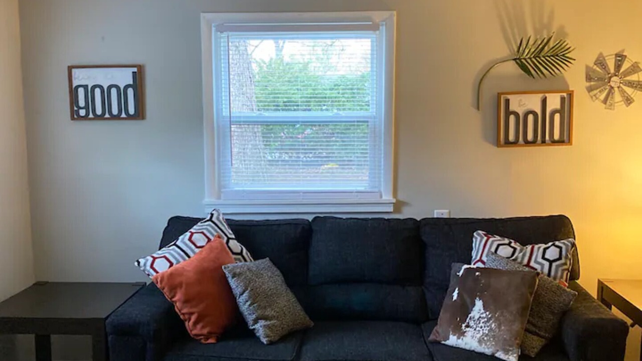 Photo of Livingroom in Lawrence