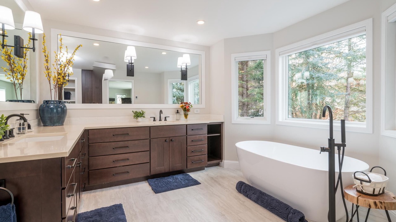Photo of Bathroom in Twin Creeks