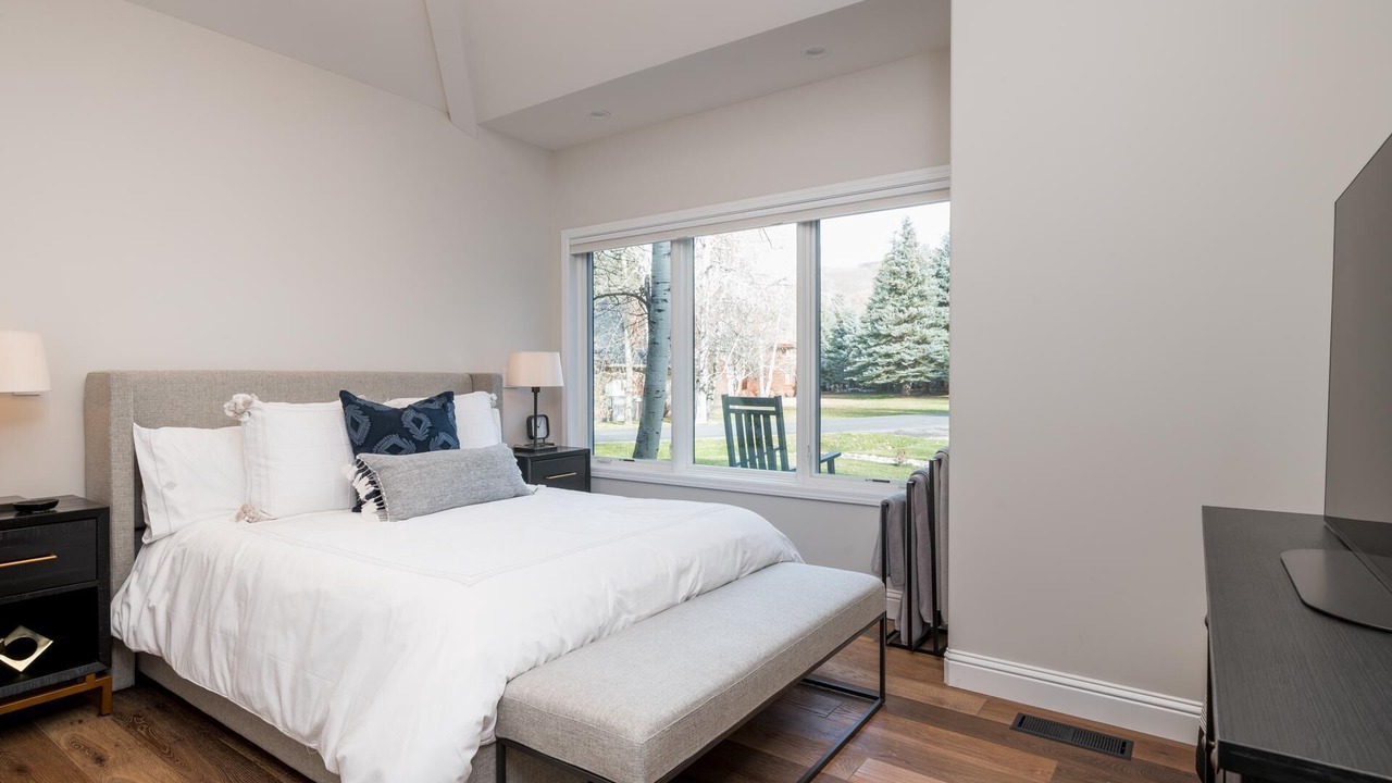 Photo of Bedroom in Twin Creeks