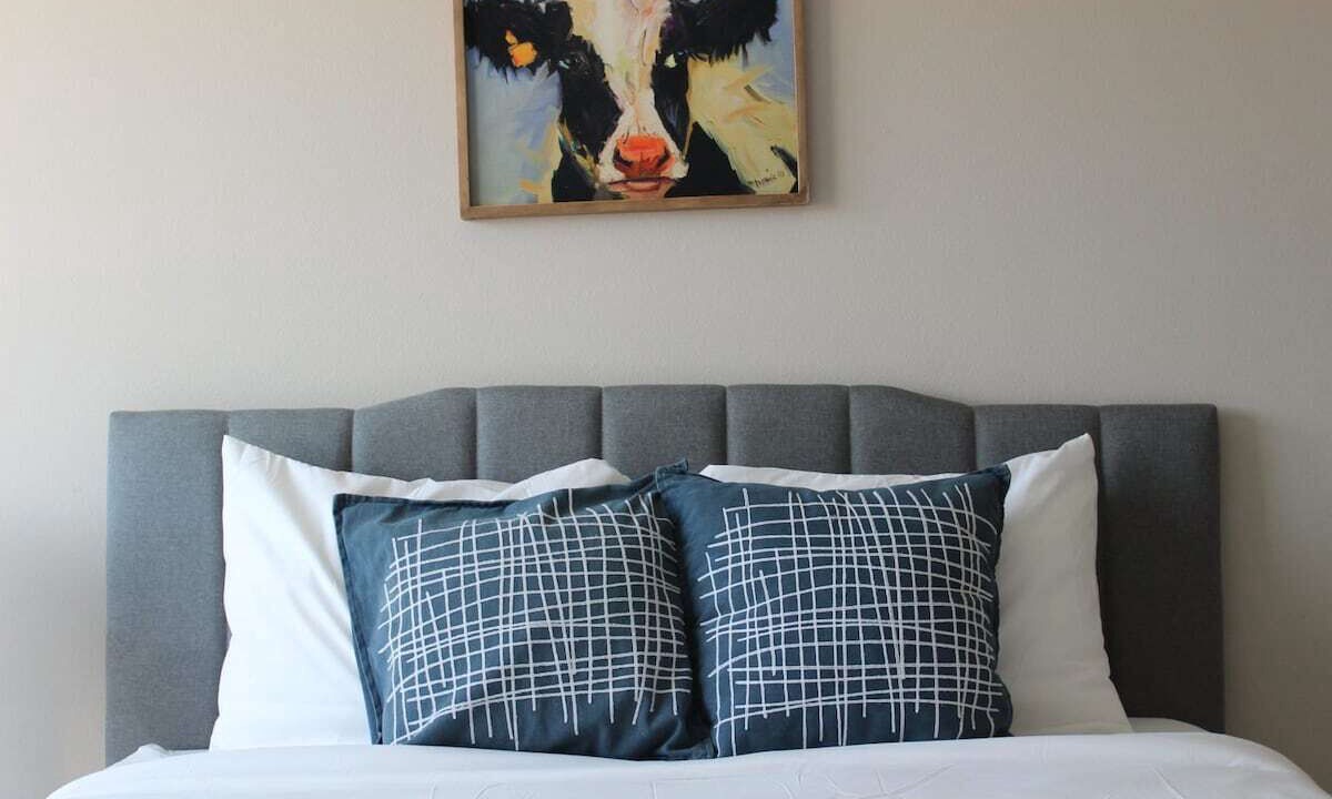 Photo of Bedroom in Ames