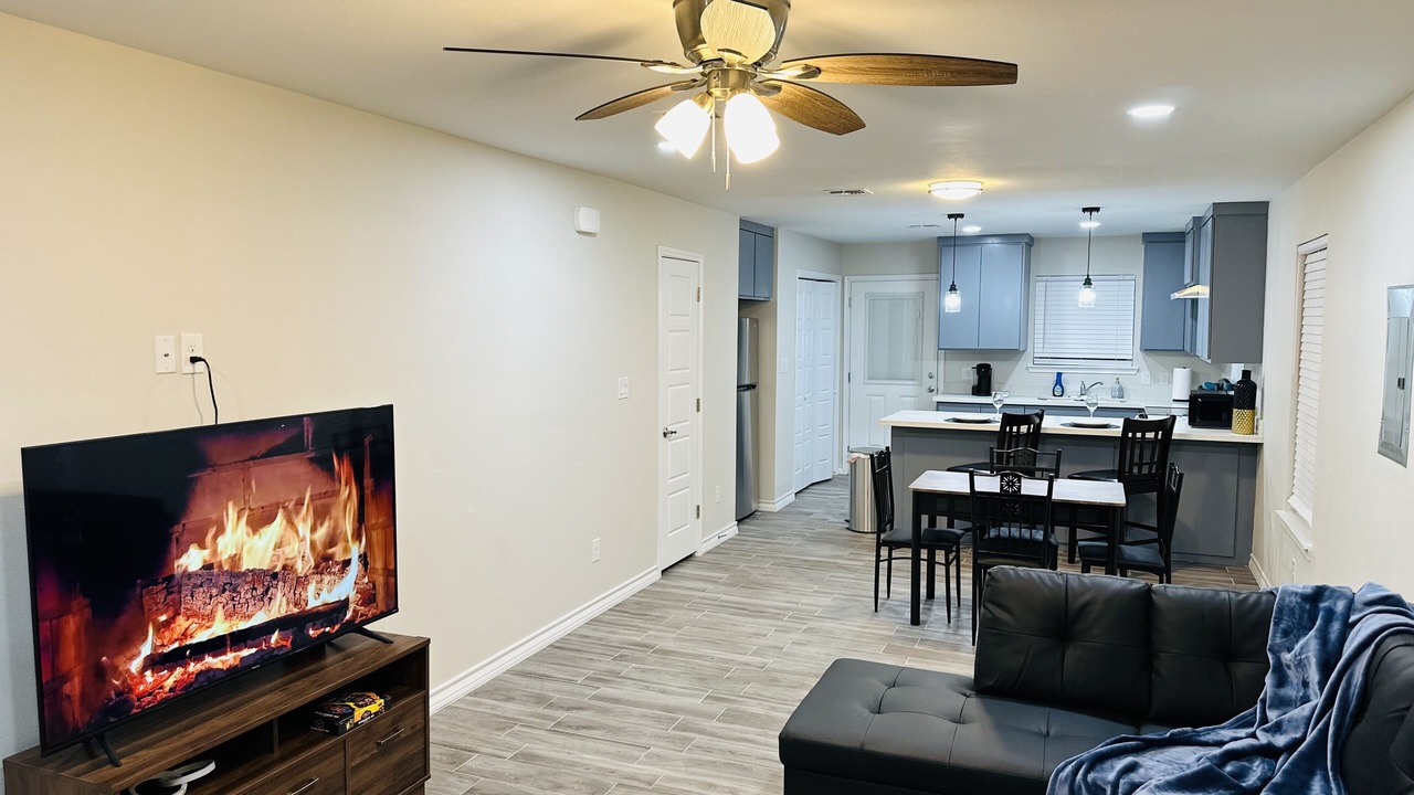 Photo of Livingroom in Brownsville