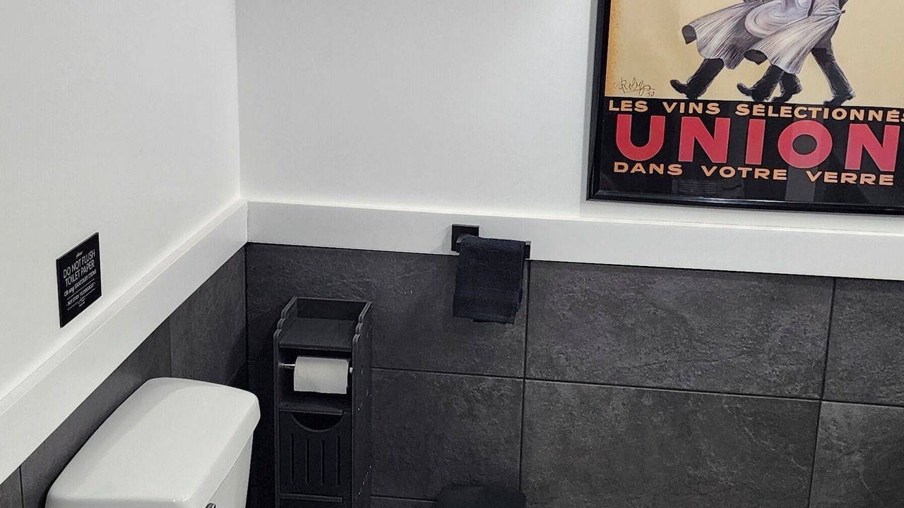 Photo of Bathroom in Palmer