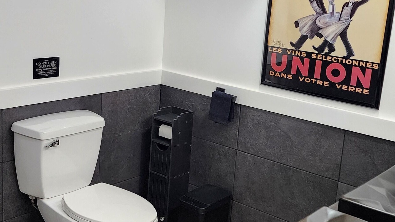 Photo of Bathroom in Palmer