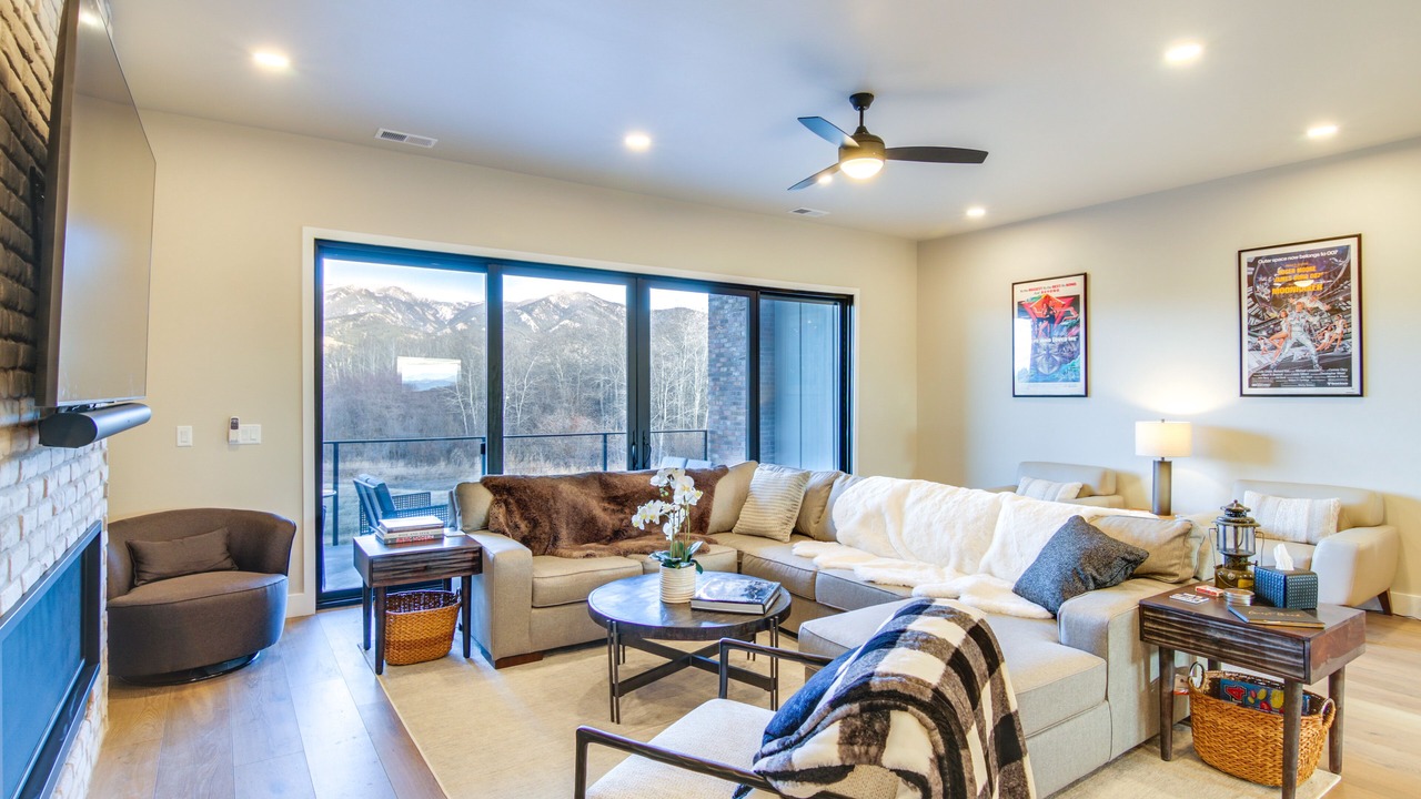 Photo of Livingroom in Bozeman