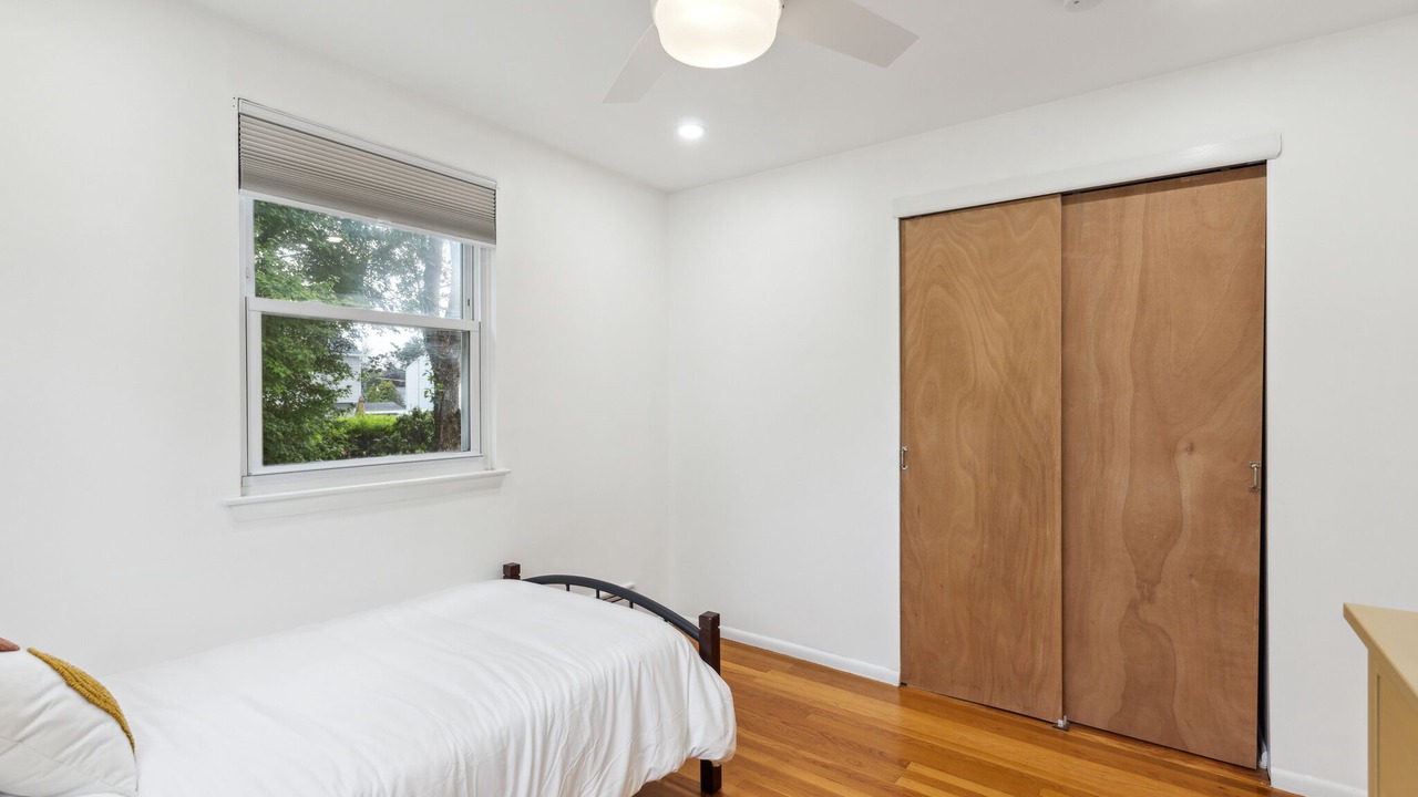 Photo of Bedroom in Cherry Hill