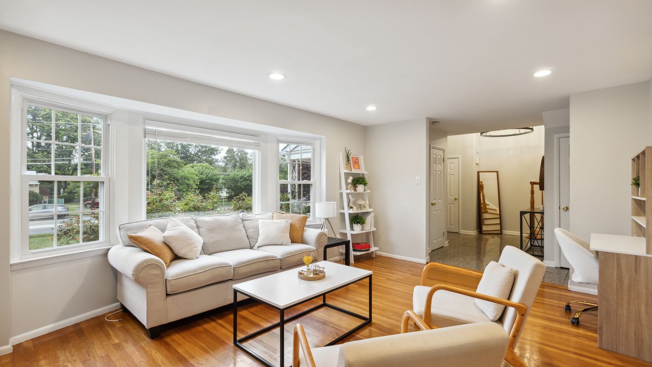 Photo of Livingroom in Cherry Hill