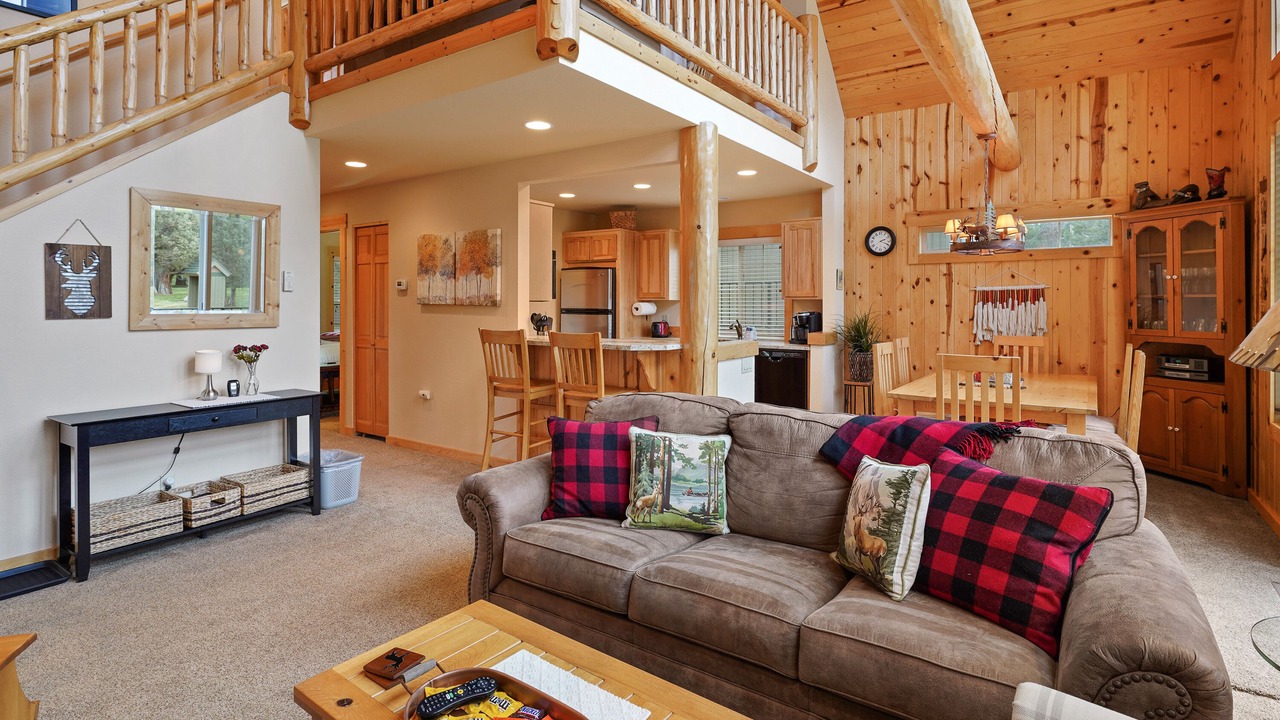 Photo of Livingroom in Redmond