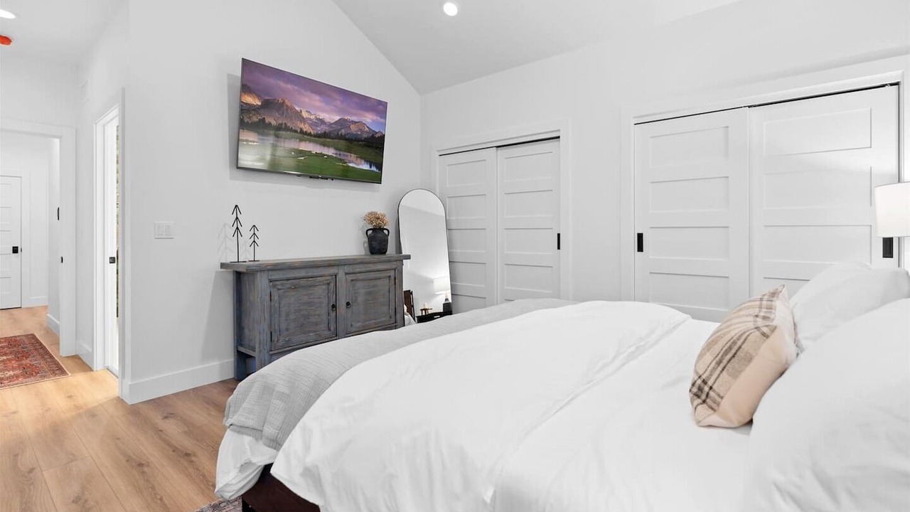Photo of Bedroom in Columbia Falls