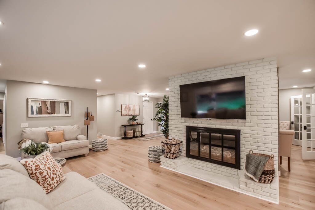 Photo of Livingroom in North Canton