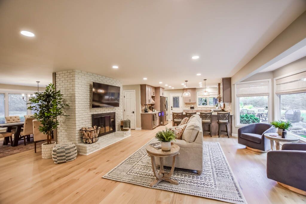 Photo of Livingroom in North Canton