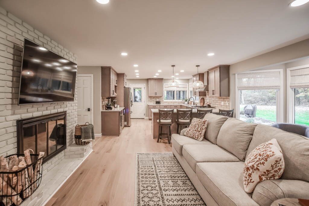 Photo of Livingroom in North Canton