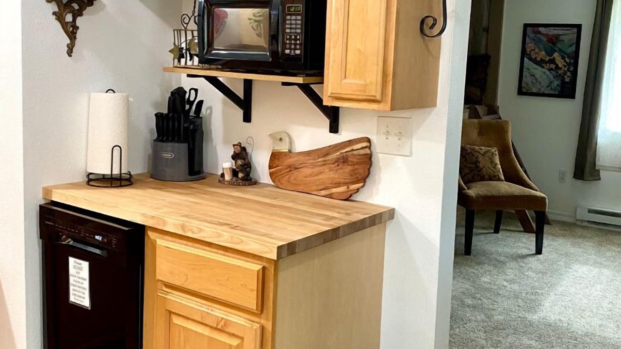 Photo of Kitchen in South Perry District