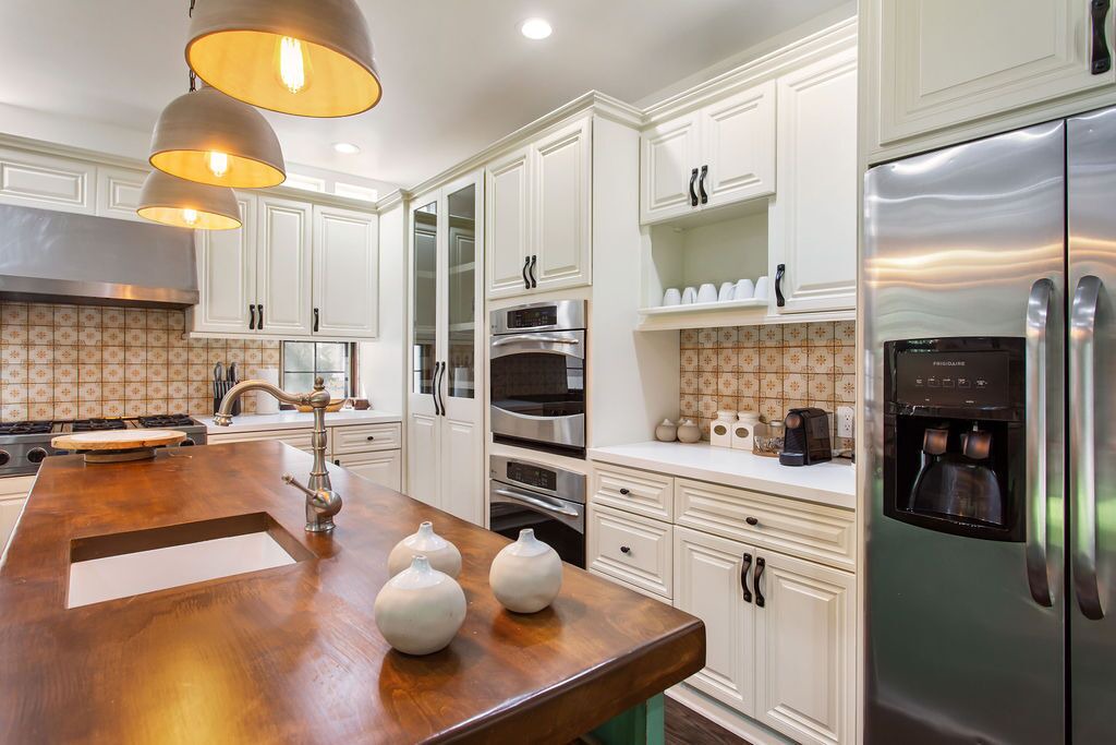 Photo of Kitchen in Beverly Glen