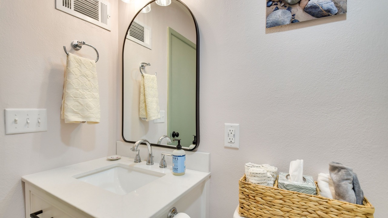 Photo of Bathroom in Hiawatha
