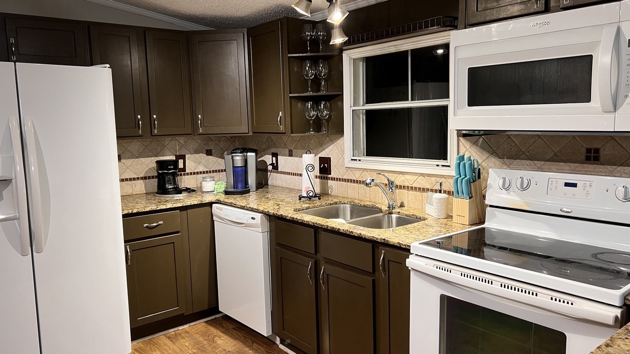 Photo of Kitchen in Bowling Green