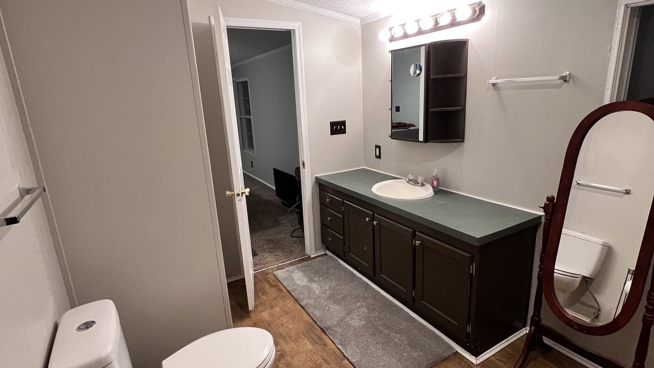 Photo of Bathroom in Bowling Green