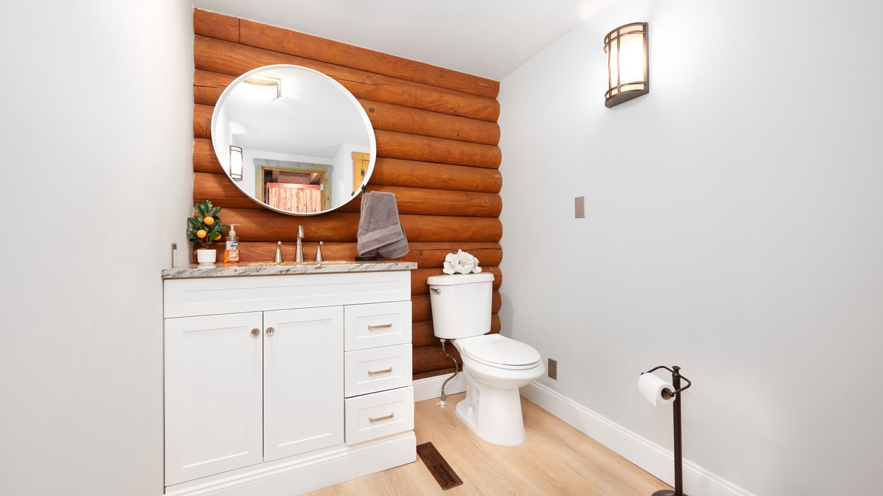 Photo of Bathroom in Nashport