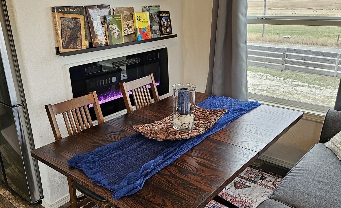 Photo of Livingroom in Three Forks