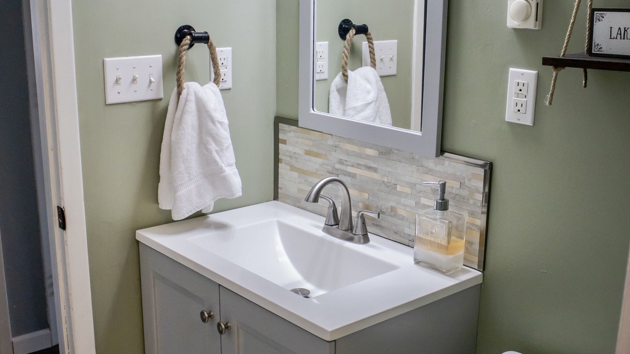 Photo of Bathroom in East Fultonham