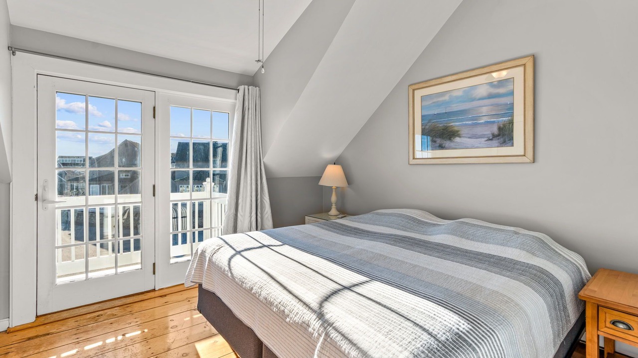 Photo of Bedroom in Mashpee