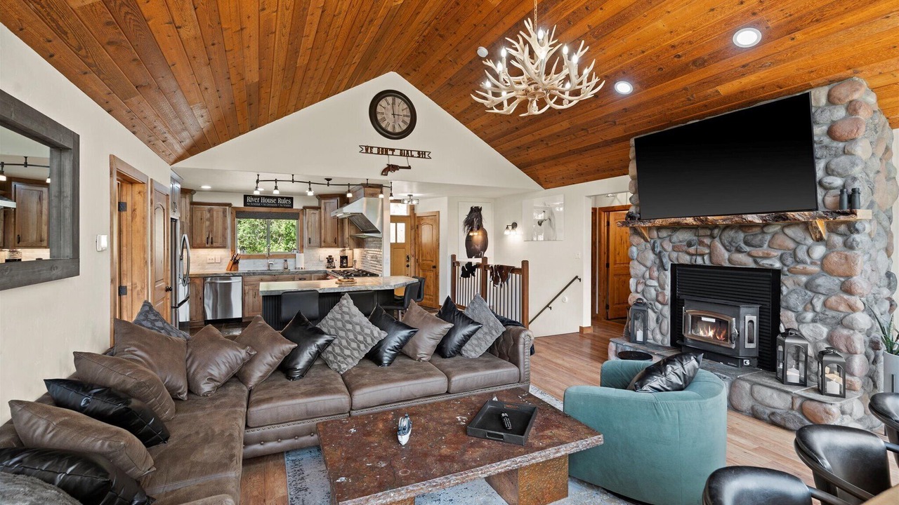 Photo of Livingroom in Lincoln County