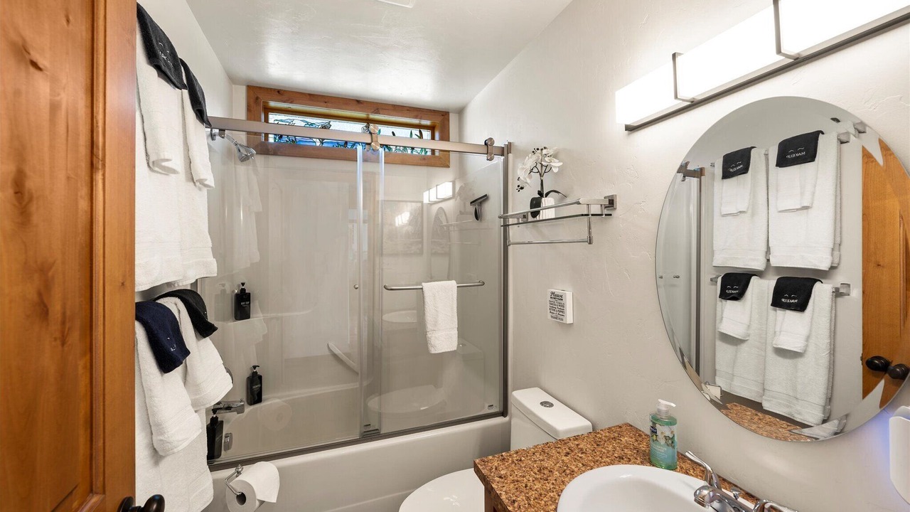 Photo of Bathroom in Lincoln County