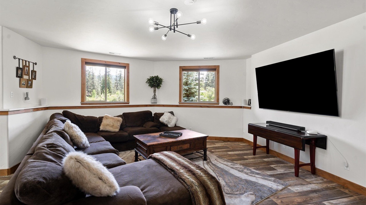 Photo of Bedroom in Lincoln County
