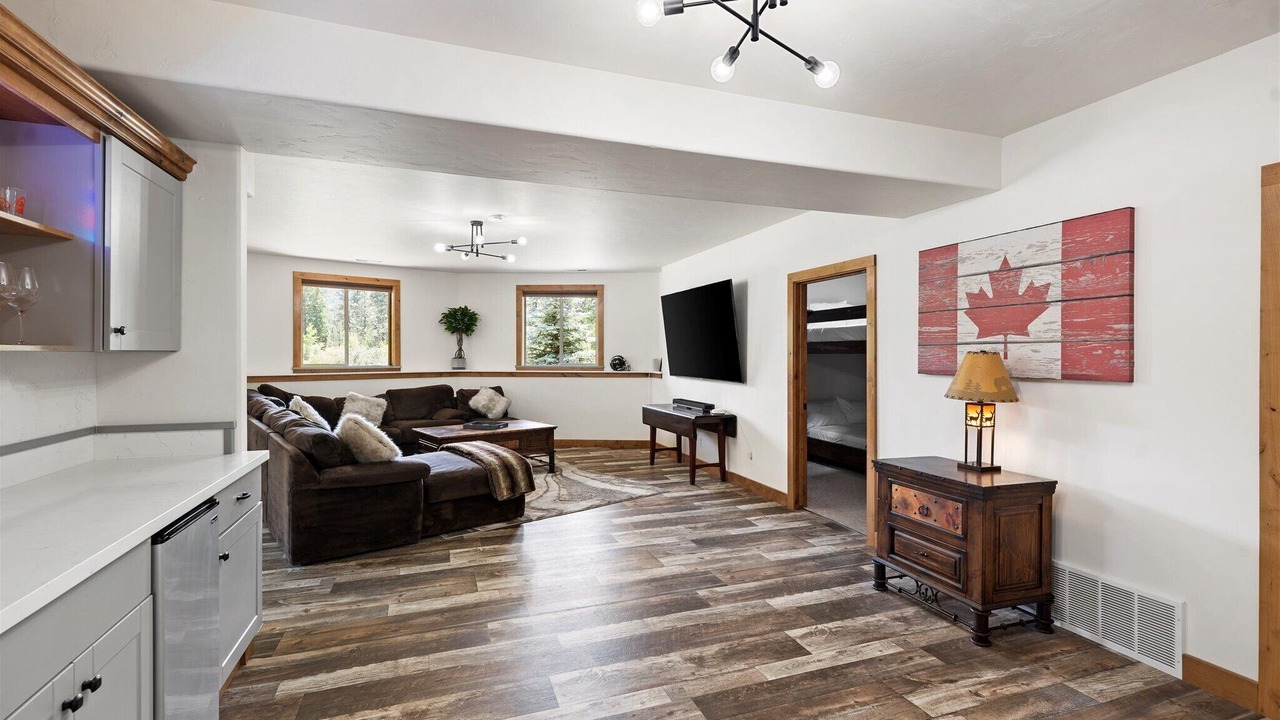 Photo of Livingroom in Lincoln County