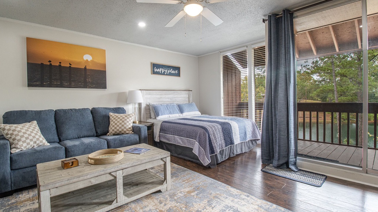 Photo of Livingroom in Diamondhead