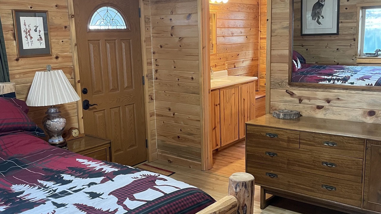 Photo of Bedroom in Thompson Falls