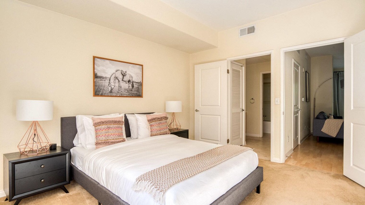 Photo of Bedroom in Pasadena
