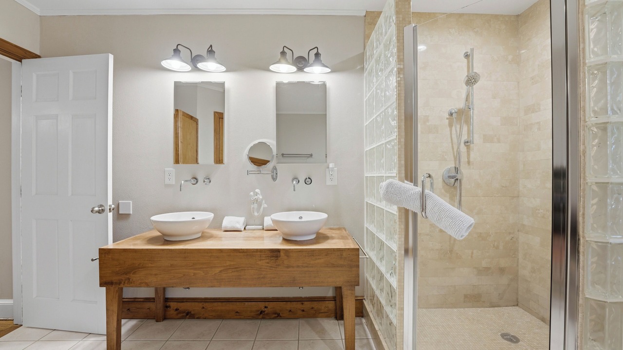 Photo of Bathroom in Mount Mourne