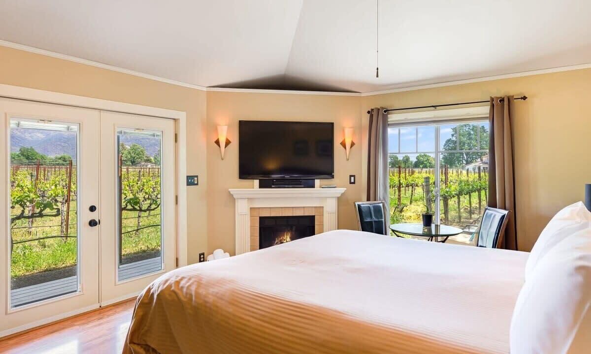 Photo of Bedroom in Calistoga
