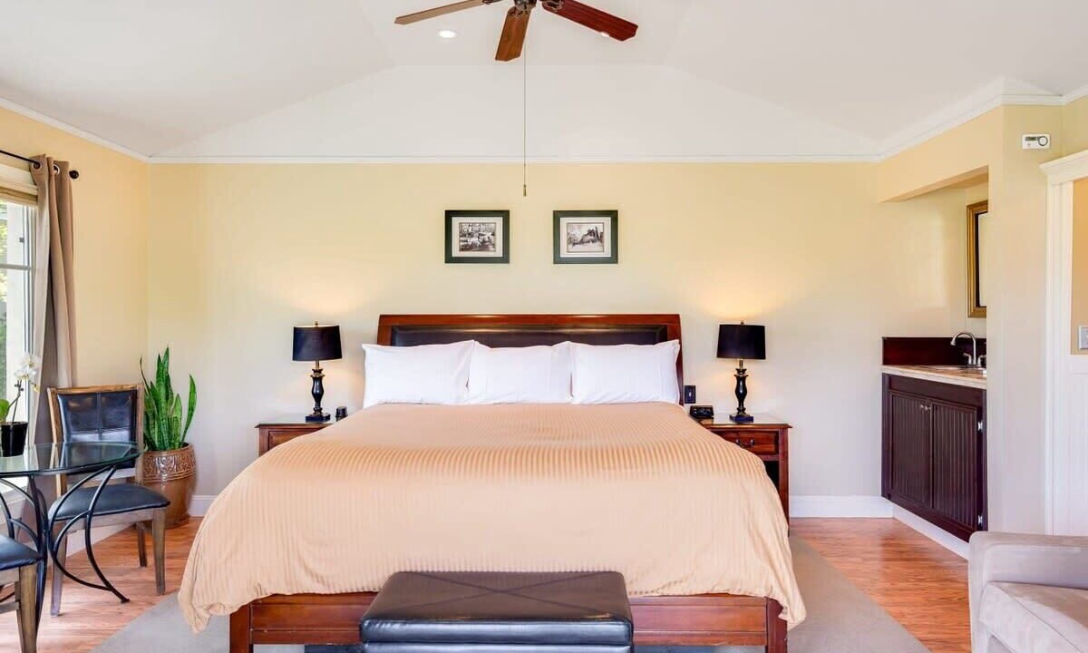 Photo of Bedroom in Calistoga
