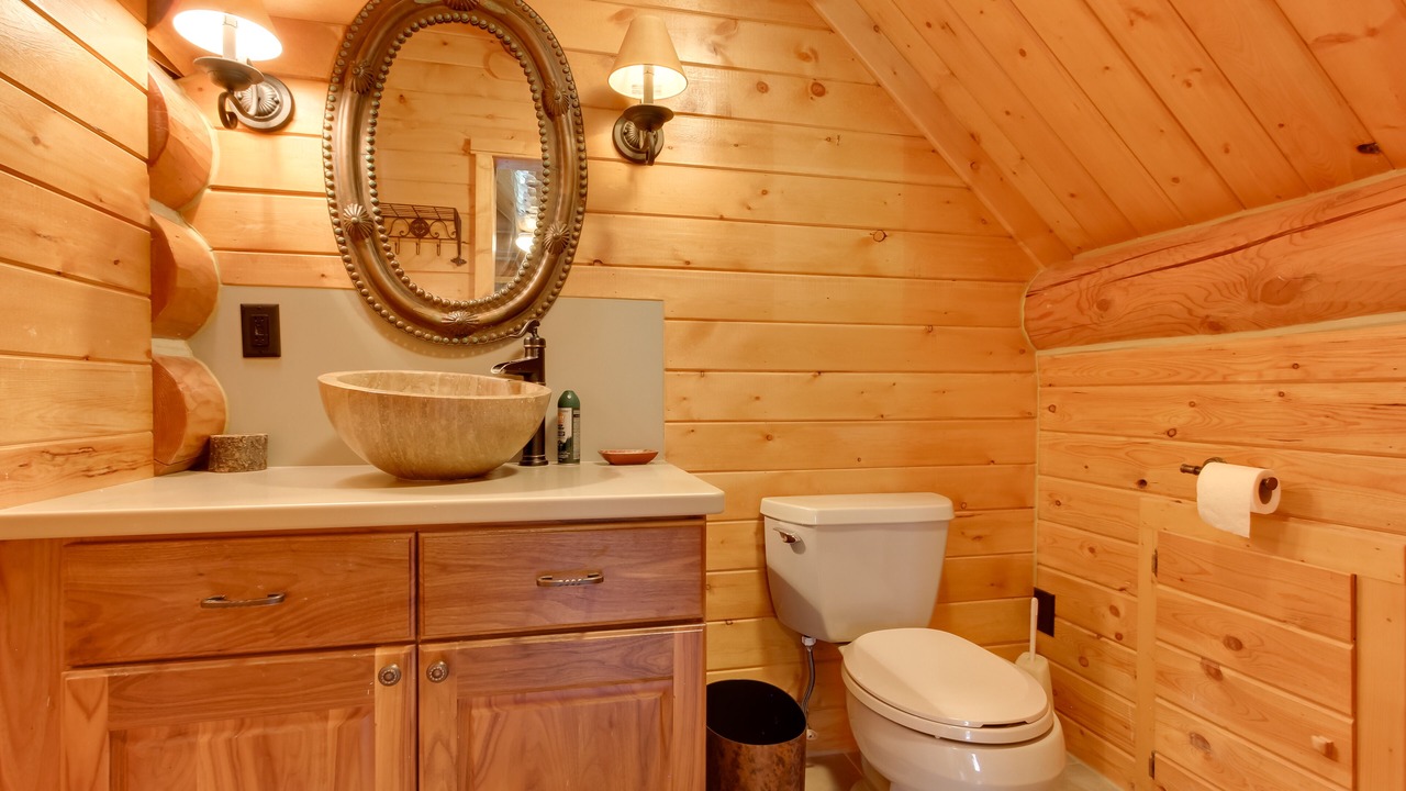Photo of Bathroom in Cascade