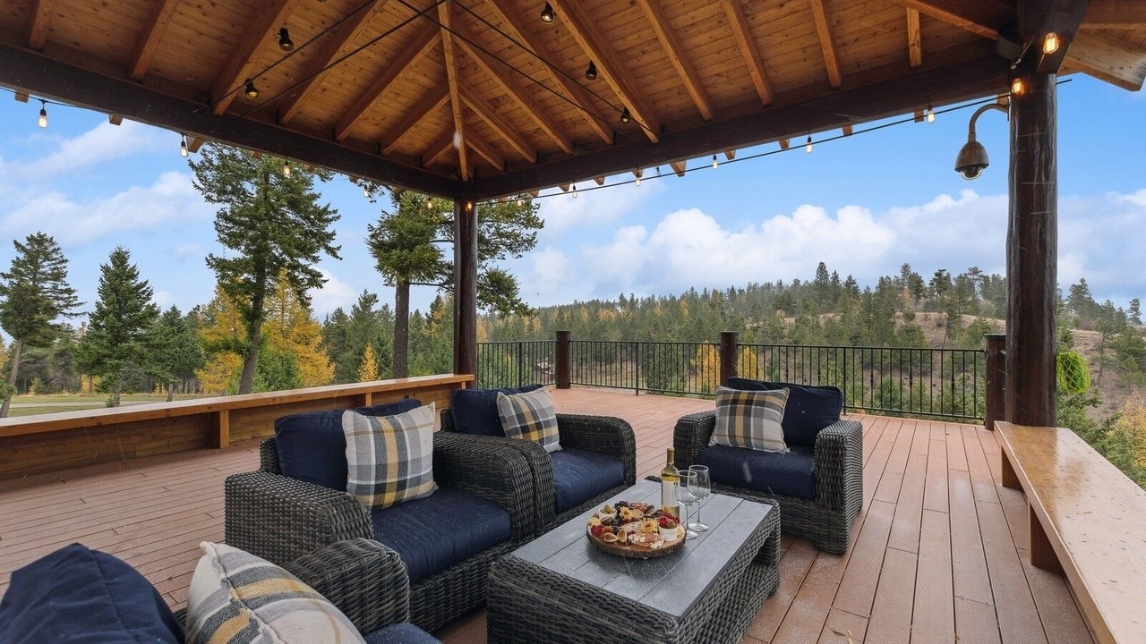 Photo of Patio Balcony in Somers