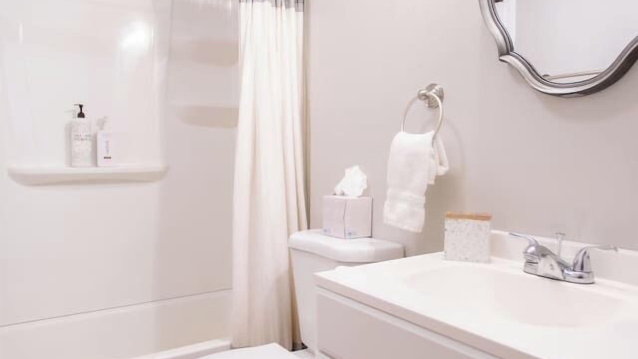 Photo of Bathroom in South Hills