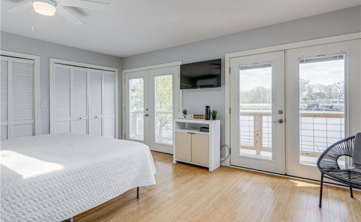 Photo of Bedroom in Portage Lakes