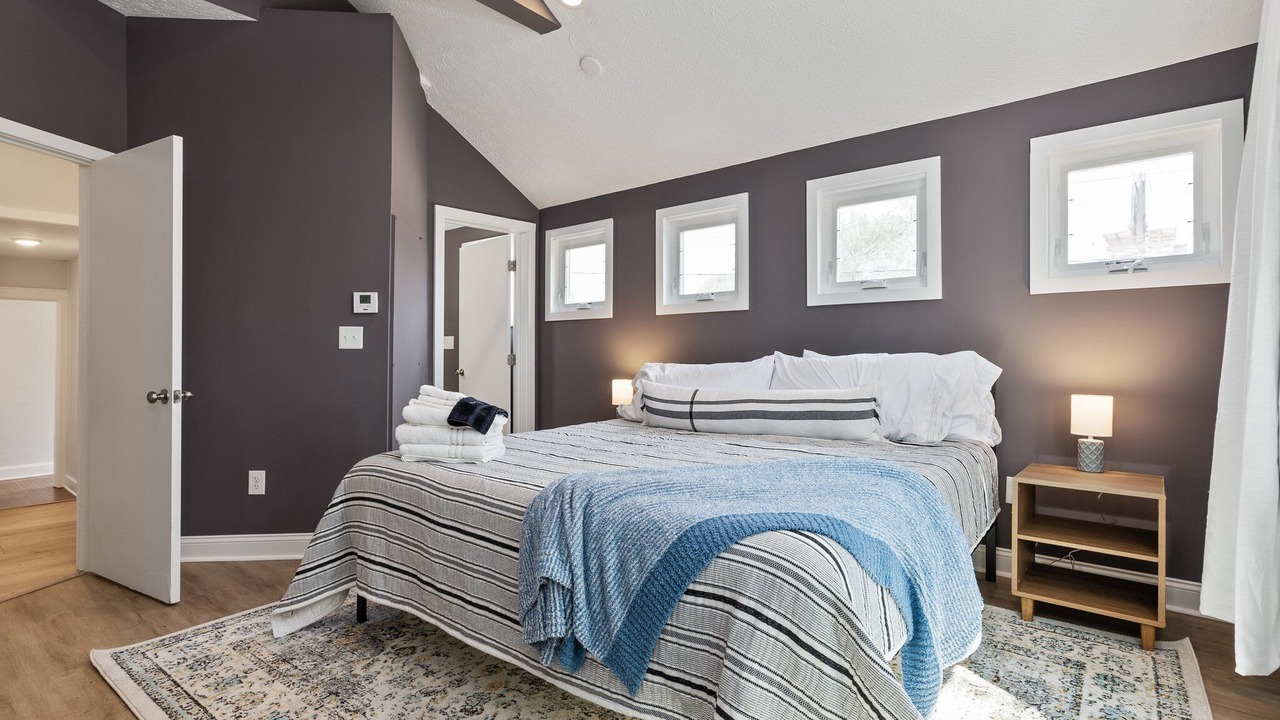Photo of Bedroom in Central Clintonville
