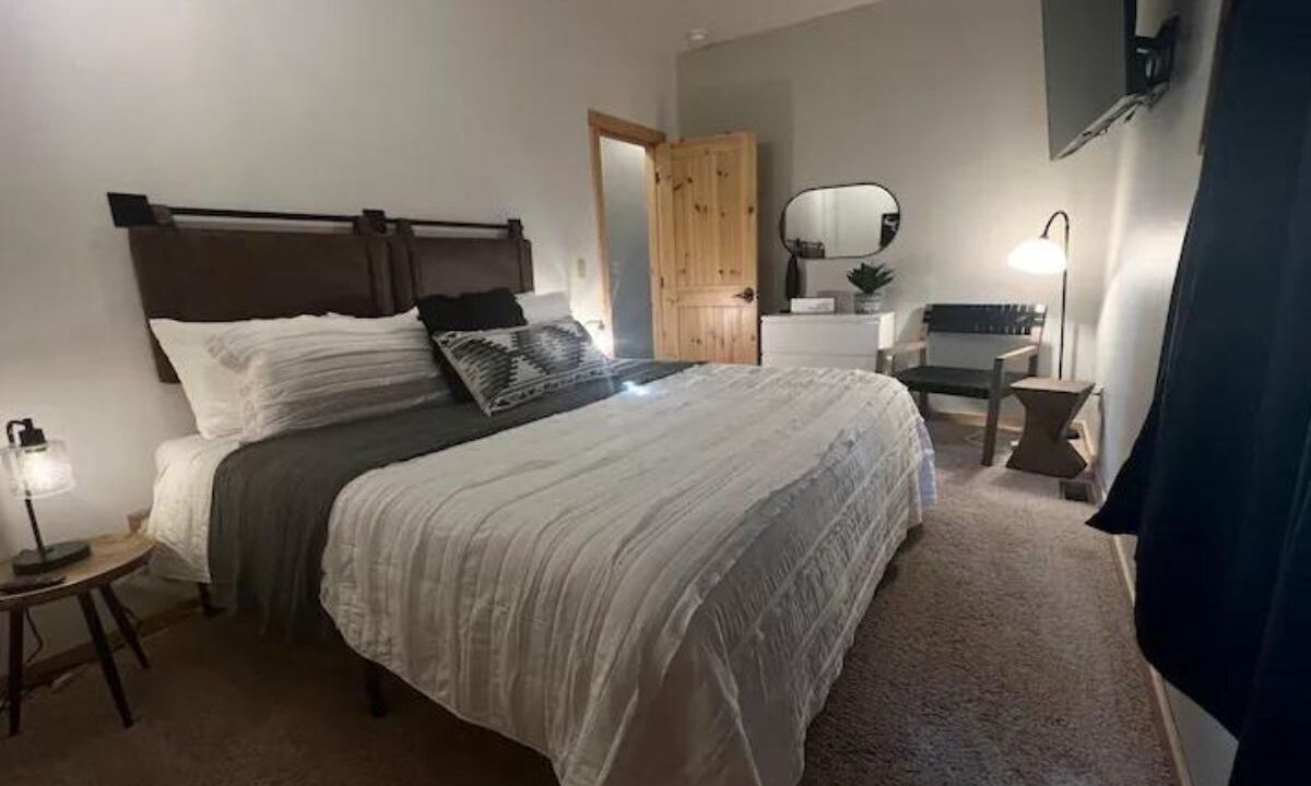 Photo of Bedroom in Pinedale
