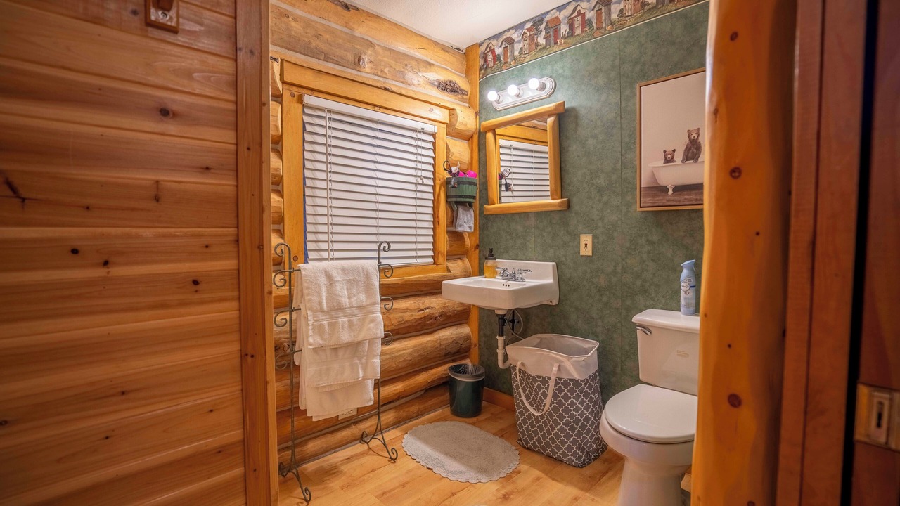 Photo of Bathroom in Enterprise