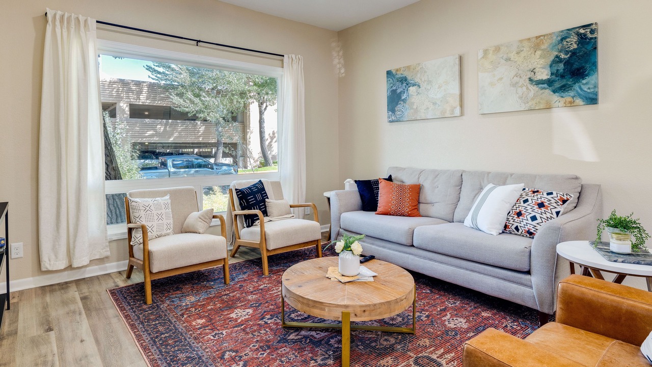 Photo of Livingroom in Casper