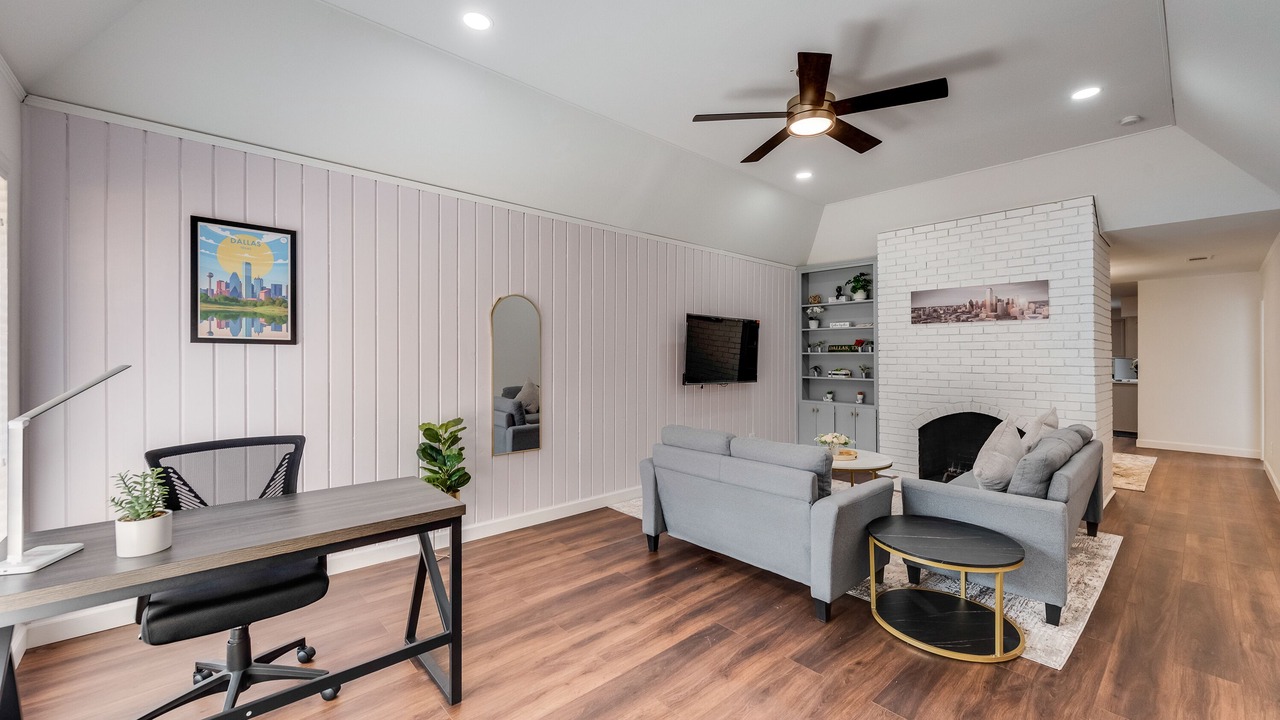 Photo of Livingroom in Park Central
