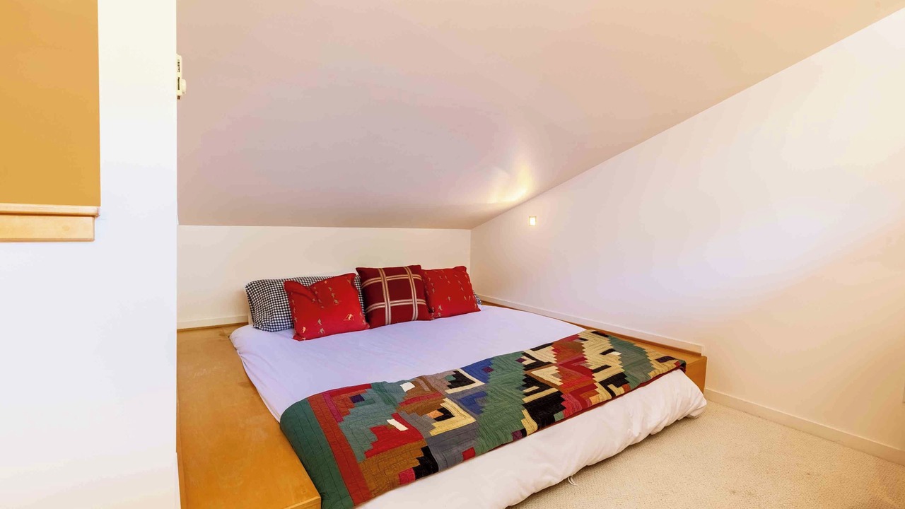 Photo of Bedroom in Warm Springs