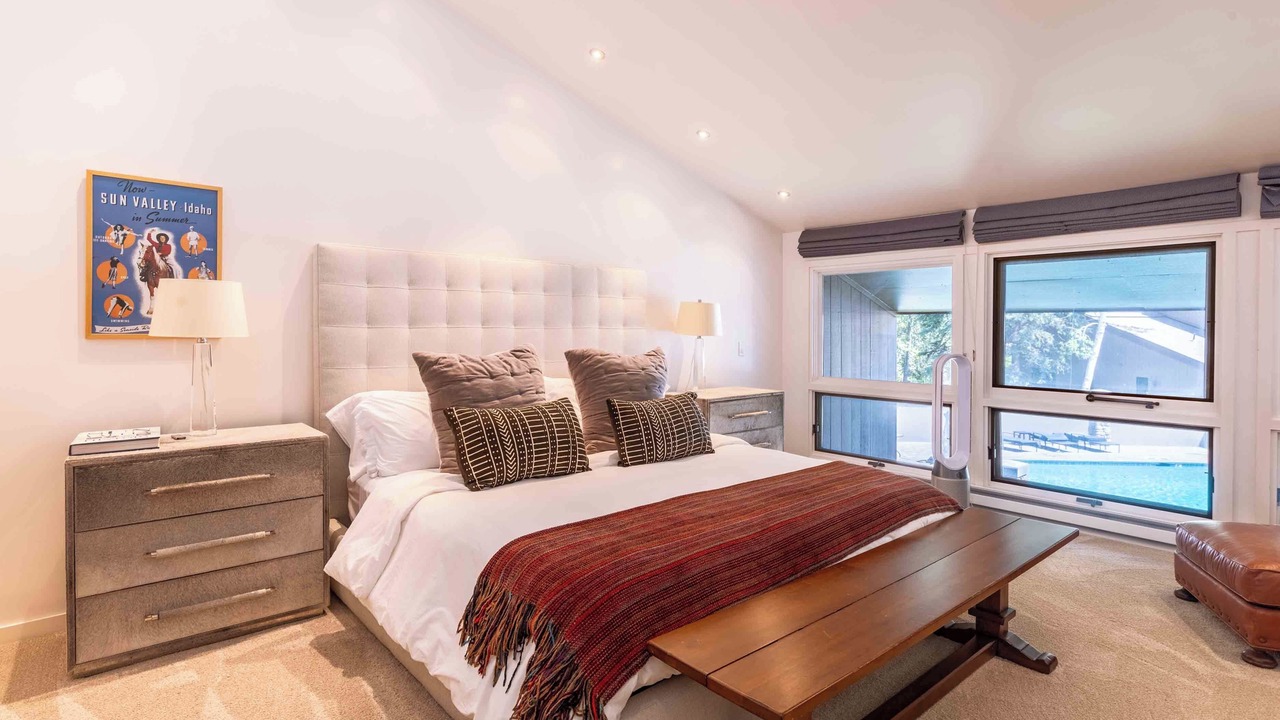 Photo of Bedroom in Warm Springs