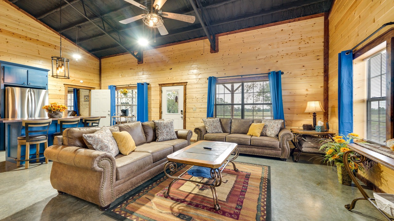 Photo of Livingroom in Golden